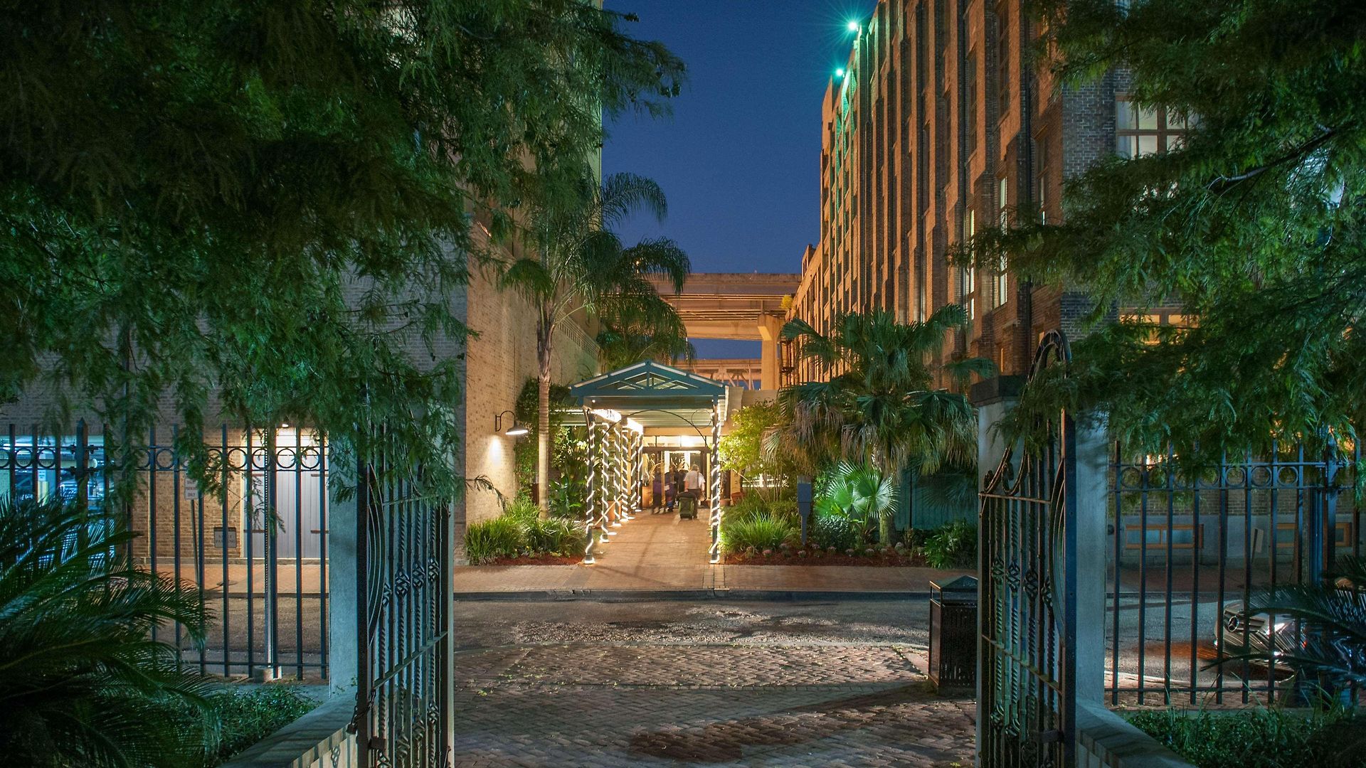 Hampton And Convention Center 3* New Orleans