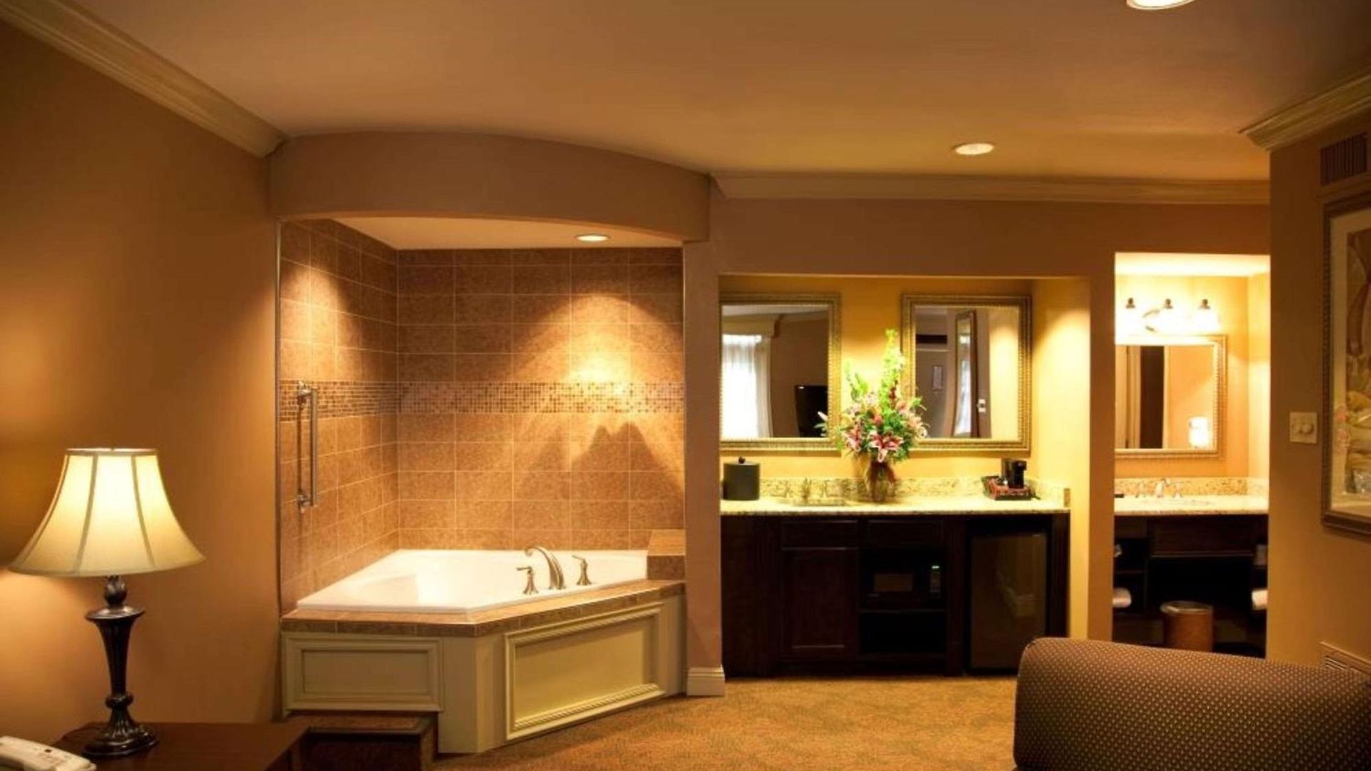 Western French Quarter Courtyard Hotel 4*