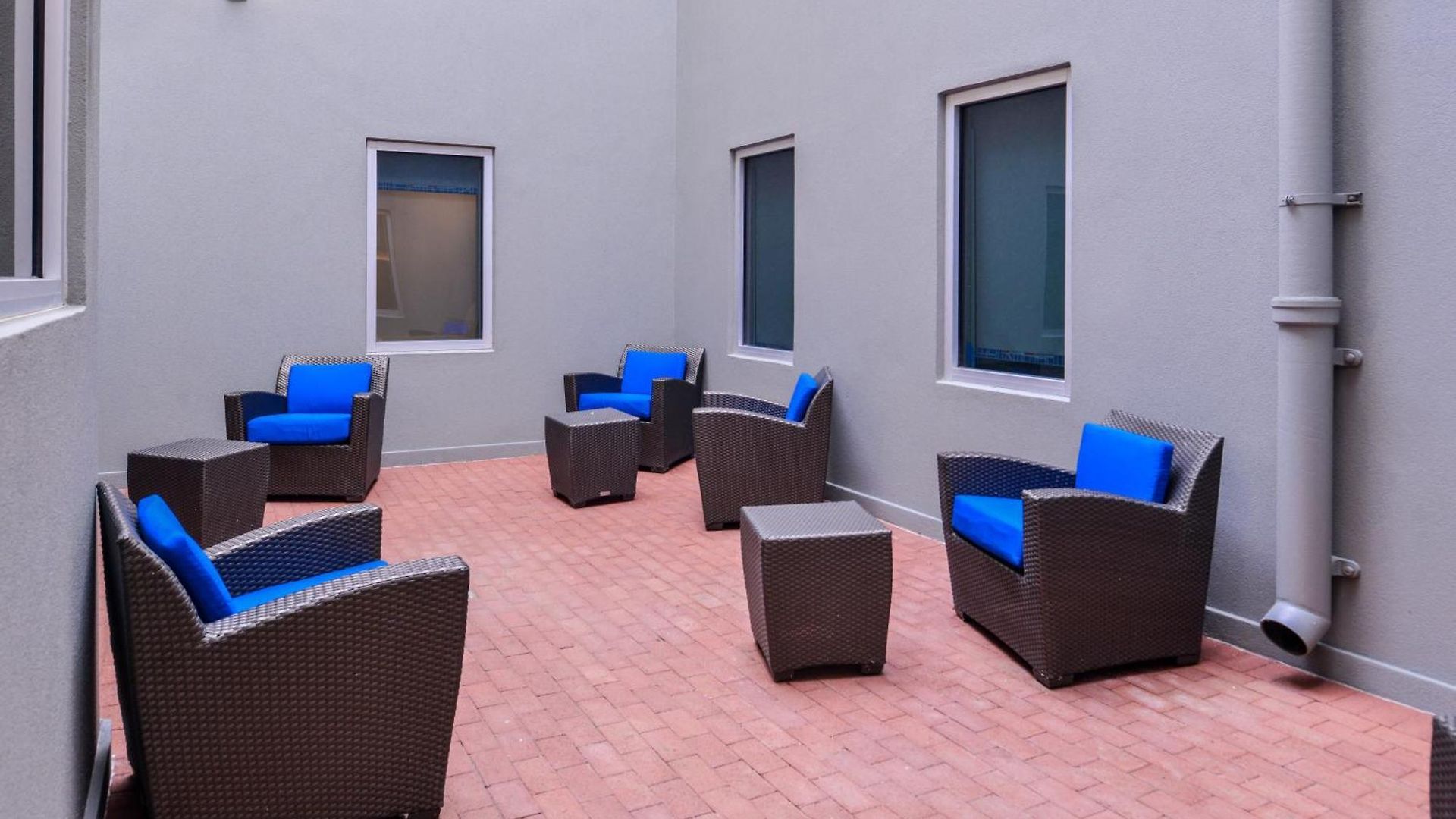 Express - Arts District By Ihg Hotel New Orleans