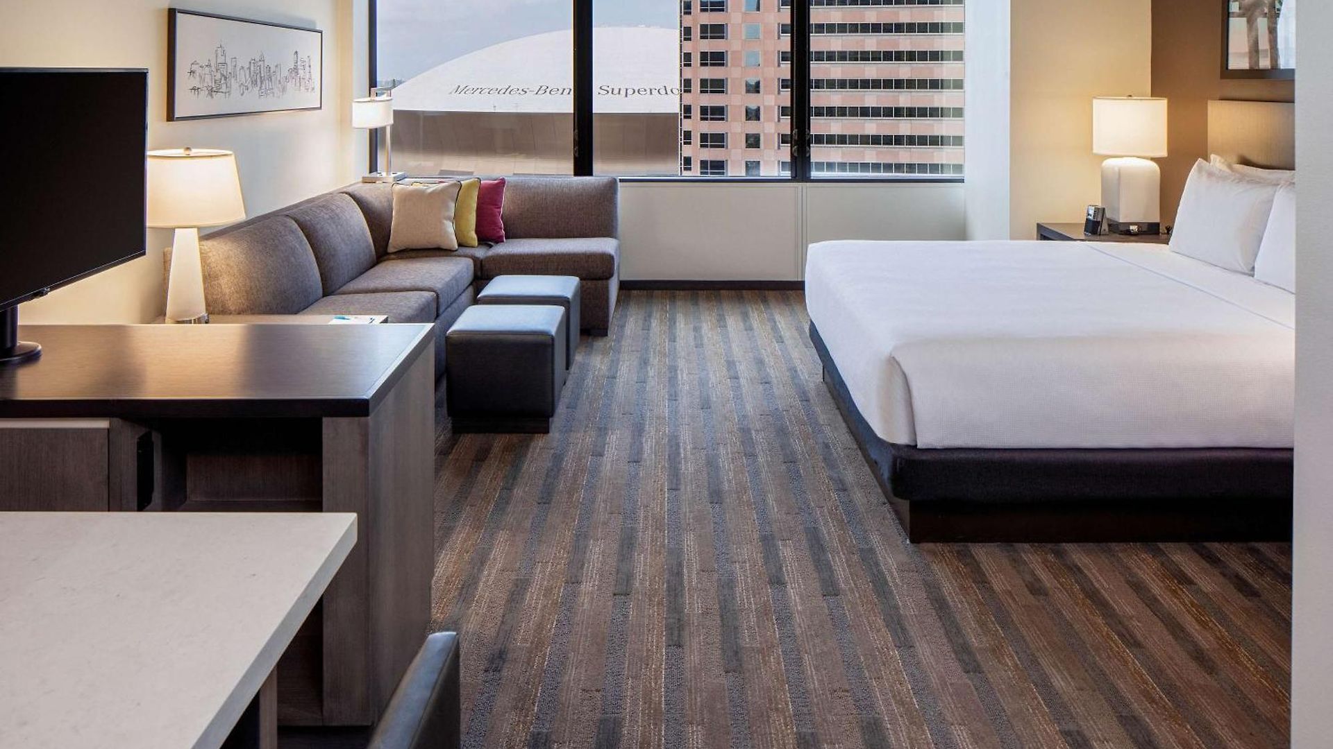 Hyatt House Downtown 3*