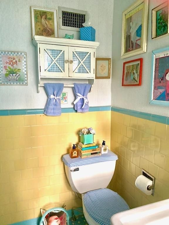 4br 3 Ba Huge, Balcony, Cemetery, Streetcar Sleeps 8! * New Orleans
