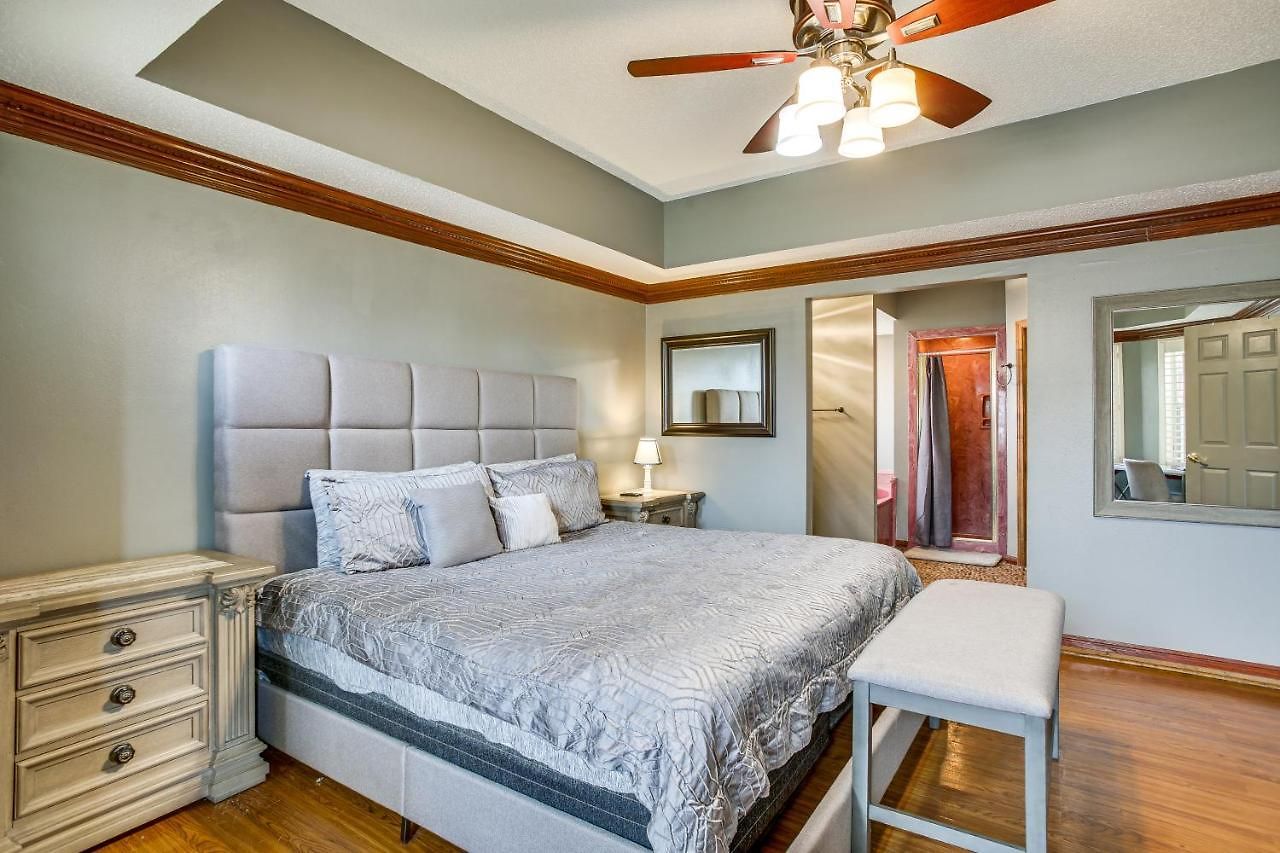 4 Mi To Bourbon St: Spacious Retreat W/ Wet Bar! * New Orleans