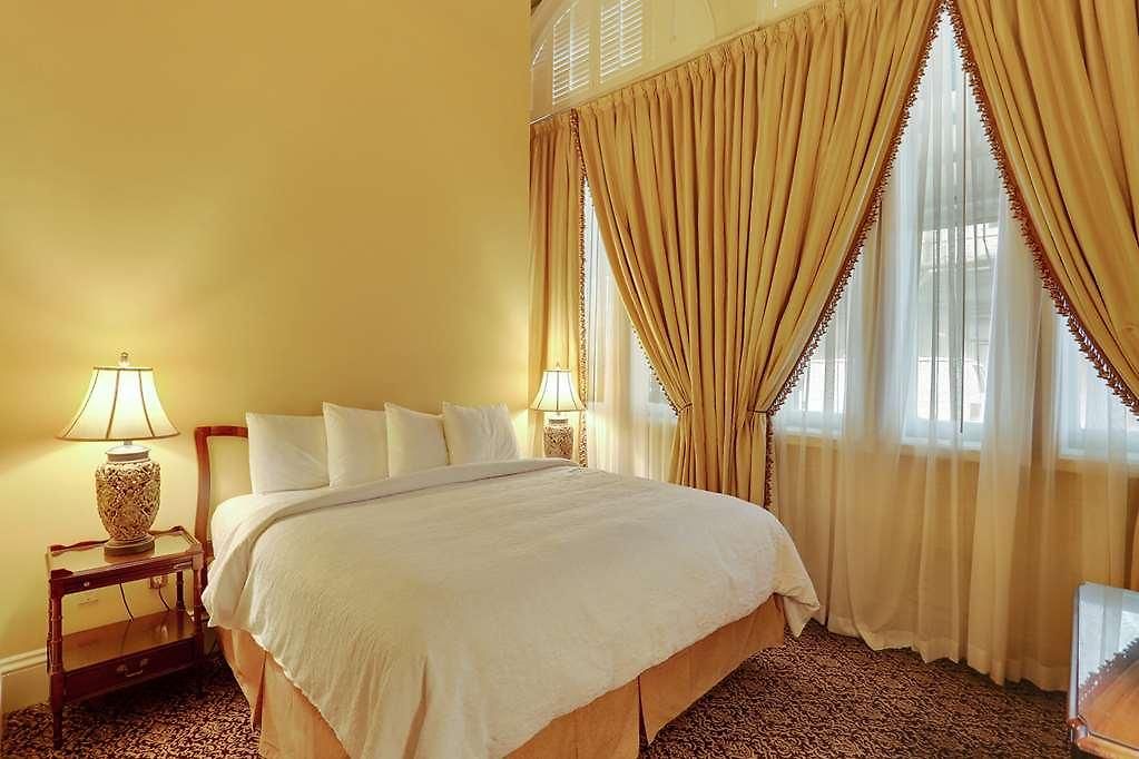 Hotel Pelham 3*