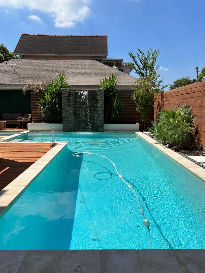 Grandcraftsman Style With Pool And Hot Tub/ Center To Of * New Orleans