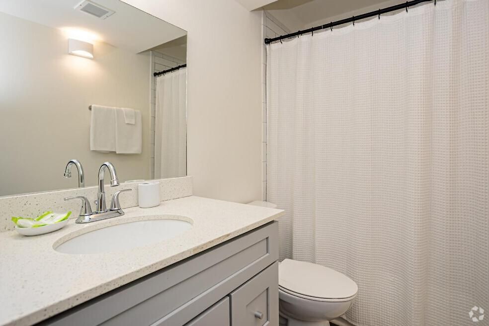 The Highrise Nola Apartment *
