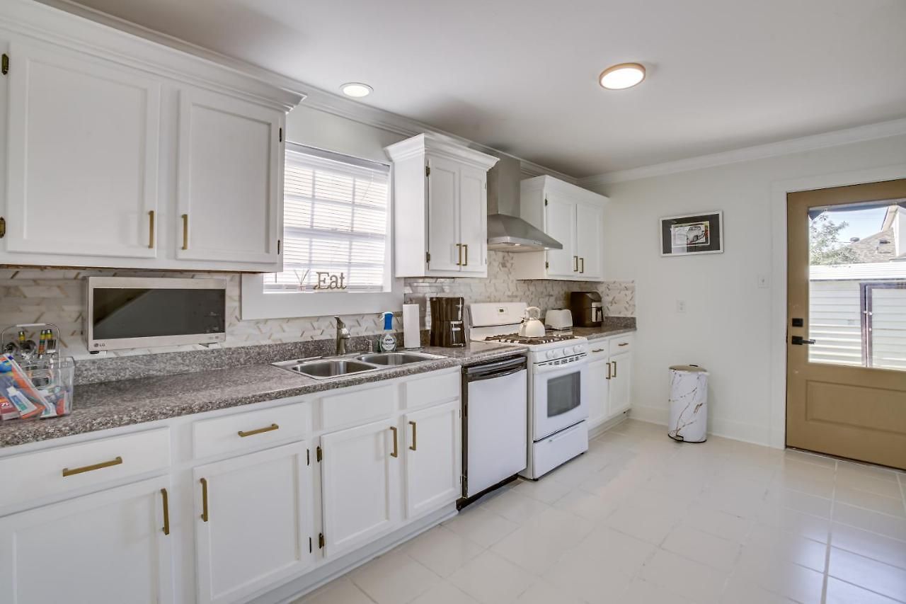 Holiday home 7 Mi To French Quarter: Modern In New Orleans