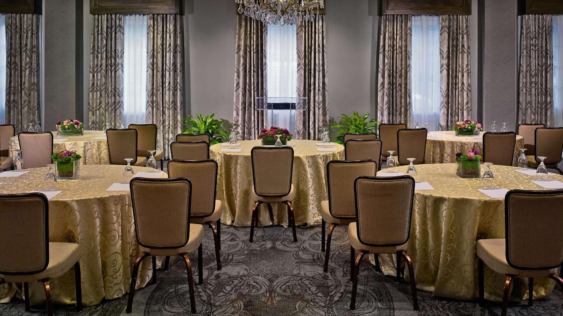 Hotel The Royal Sonesta 5*