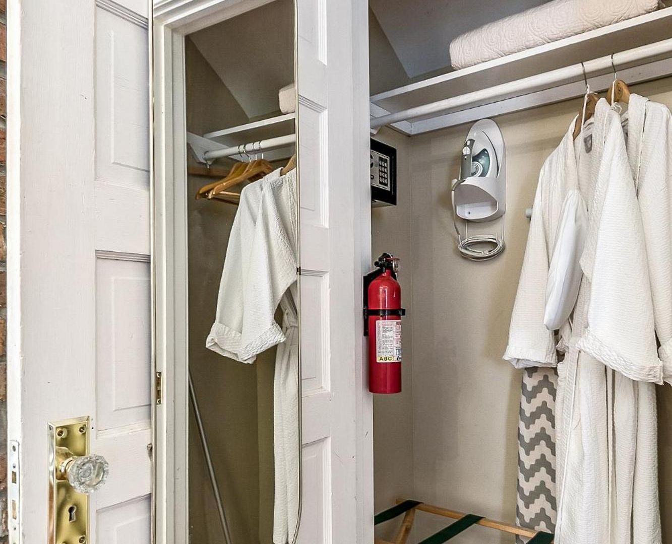 Canal Street Bed & Breakfast 3*