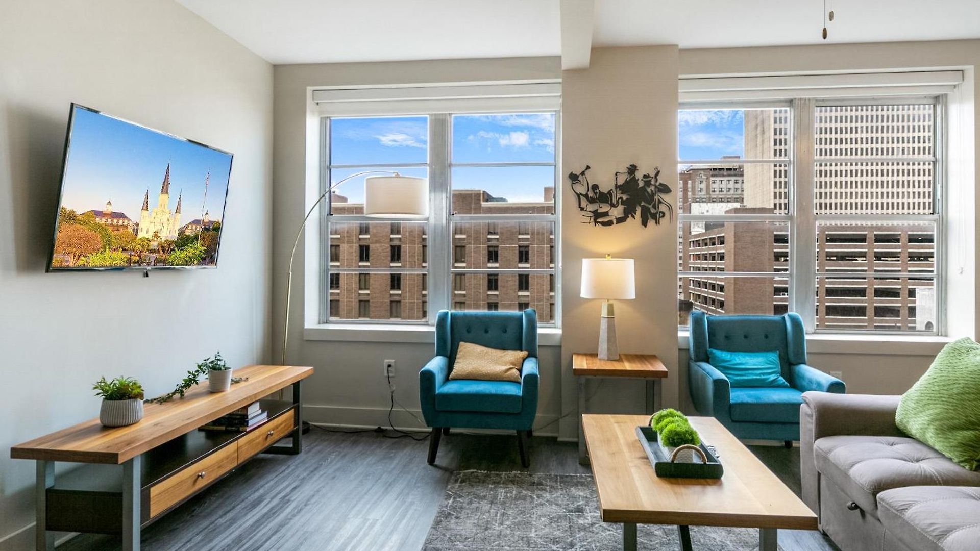 Aparthotel Spacious 4br Luxury Steps To French Quarter