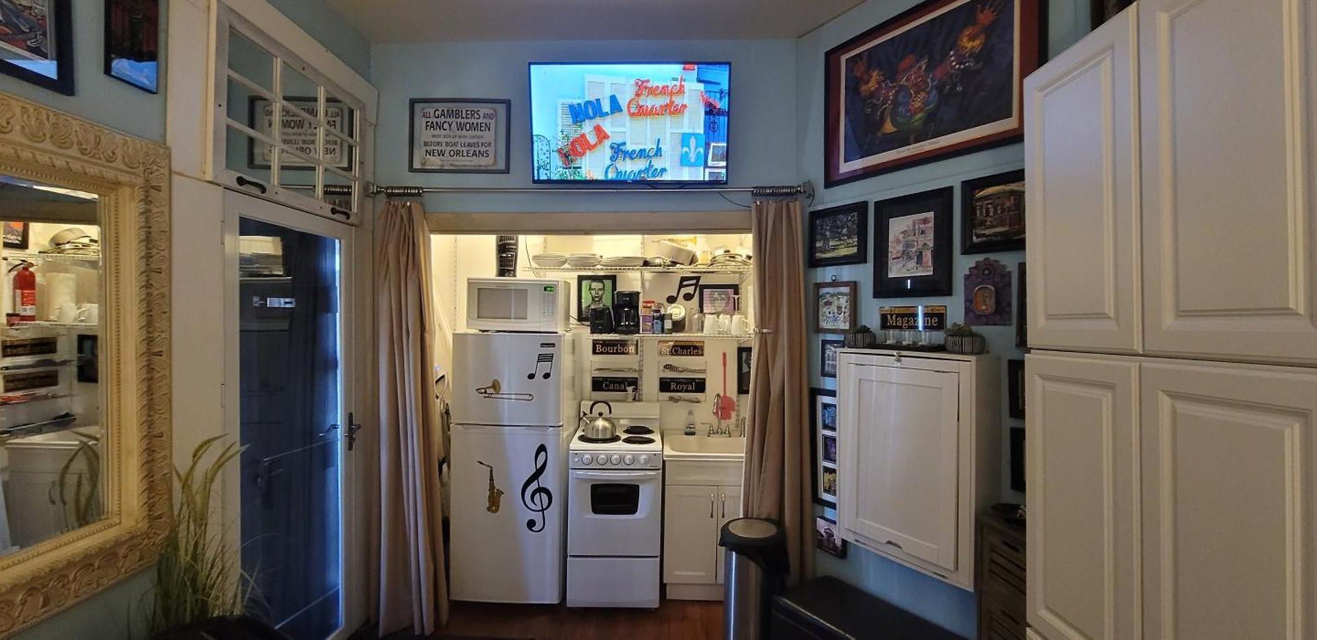 Jazzy Studio In A Great Location * New Orleans