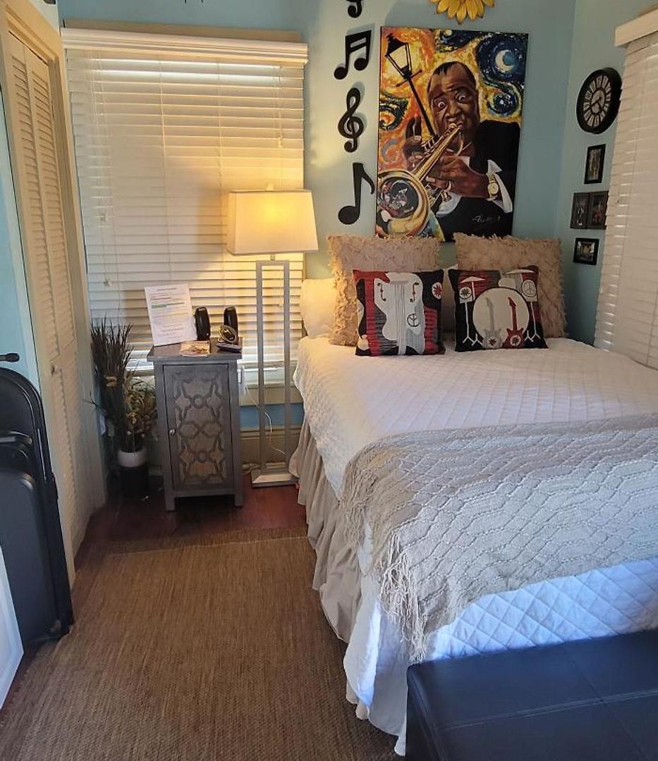 Apartment Jazzy Studio In A Great Location