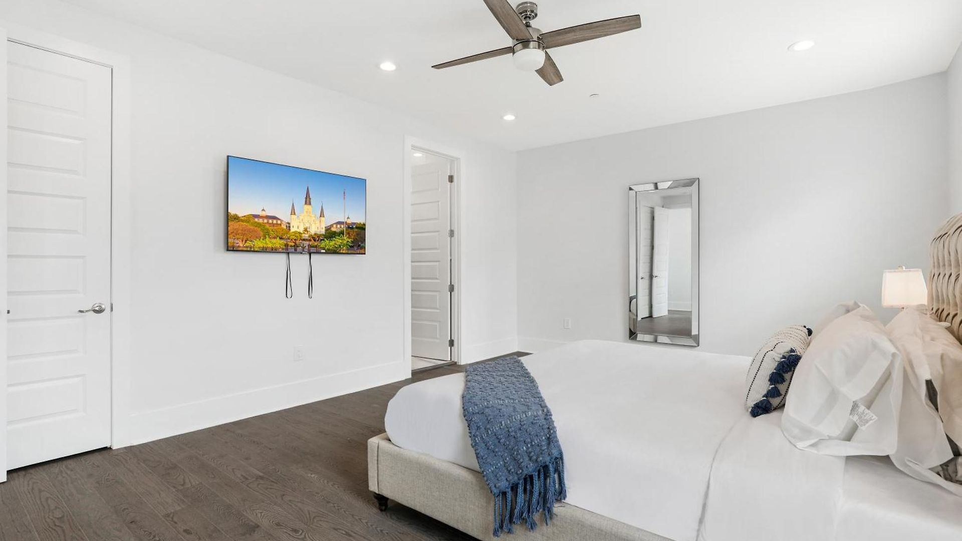 New 3-bed Luxury House
