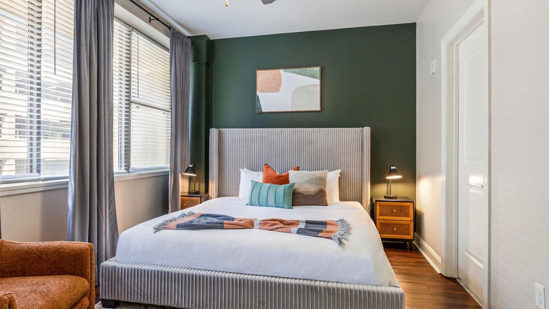 Spacious Modern Near French Quarter *