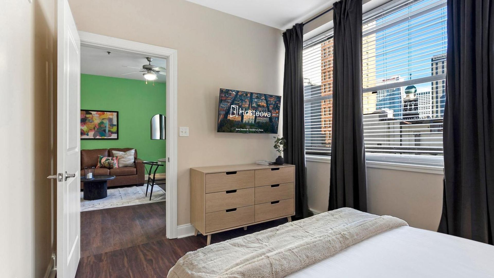 Spacious Modern Near French Quarter Apartment *