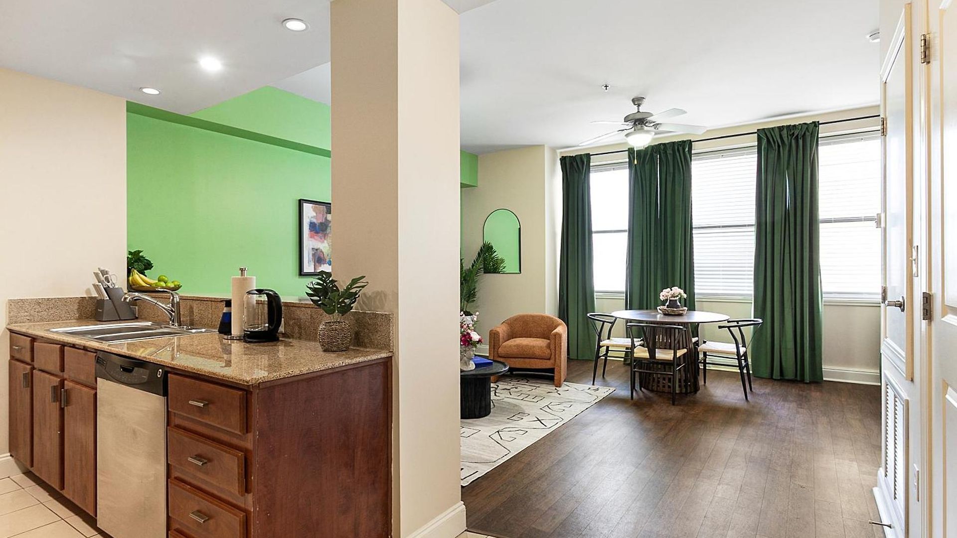 Spacious Modern Near French Quarter New Orleans