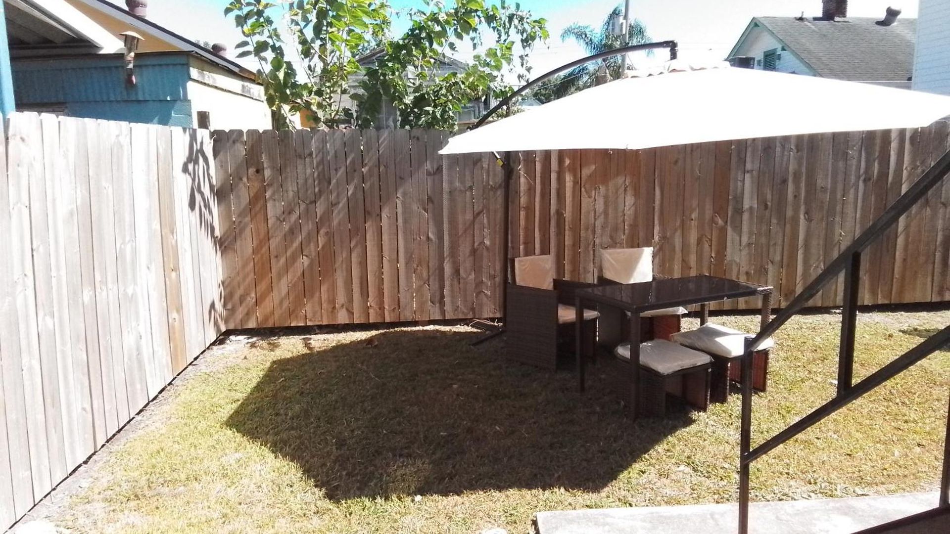 Apartment Cozy 2-bedroom Unit In Beautiful With Wifi, Ac *