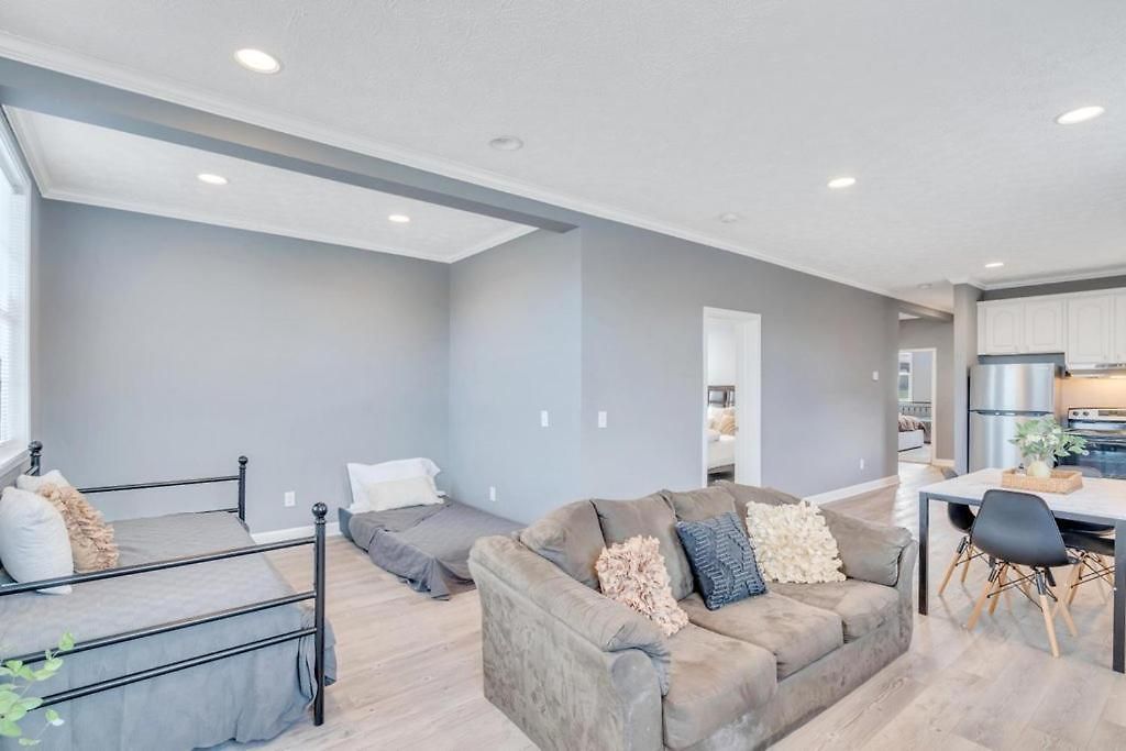 Gentilly Gem - Nestle Between The Lakefront Arena, Suno, And Uno
