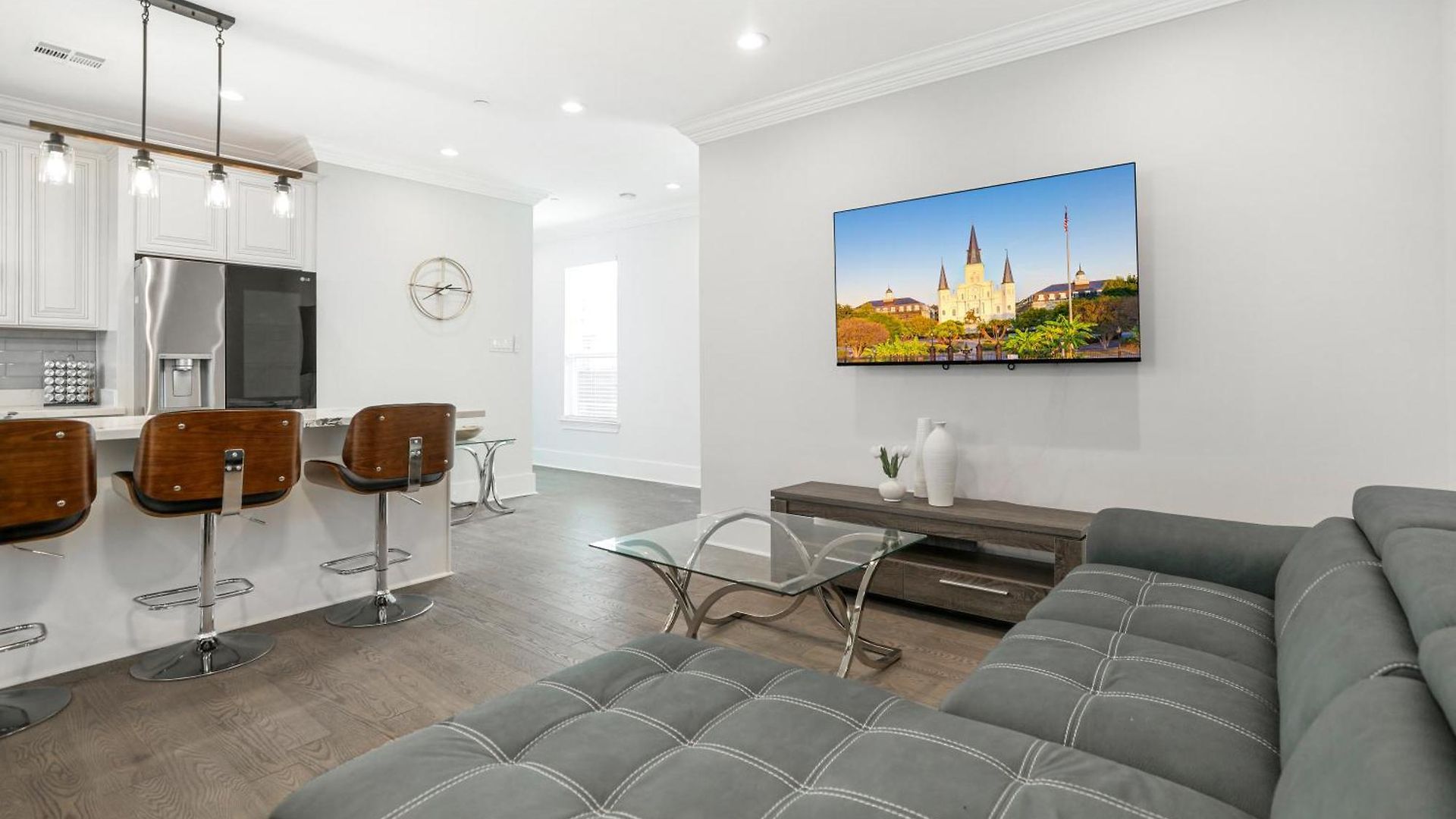 New 3-bed Luxury House