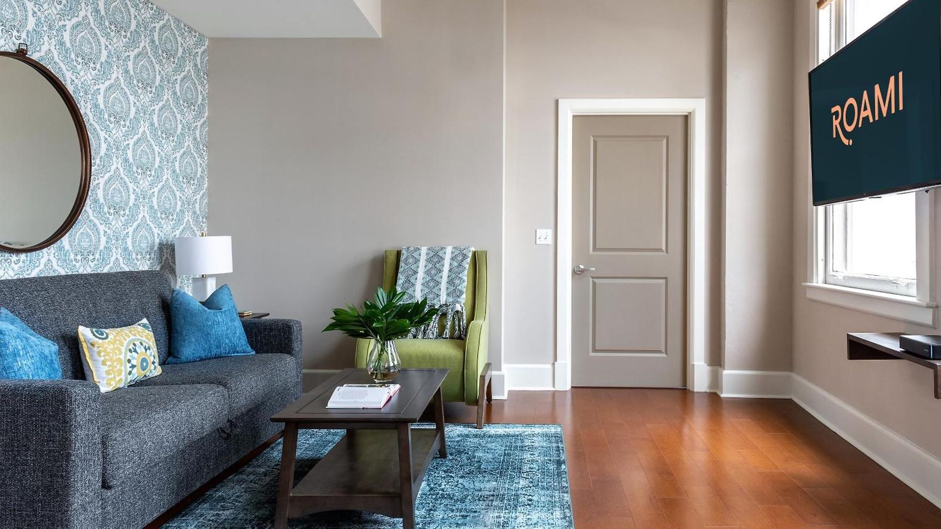 Roami At Hibernia Tower Apartment *