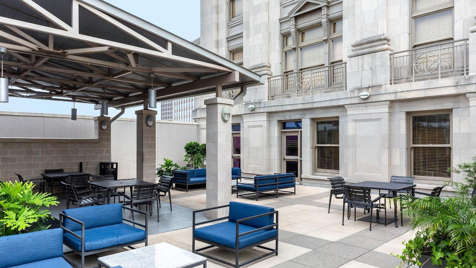 Apartment Roami At Hibernia Tower