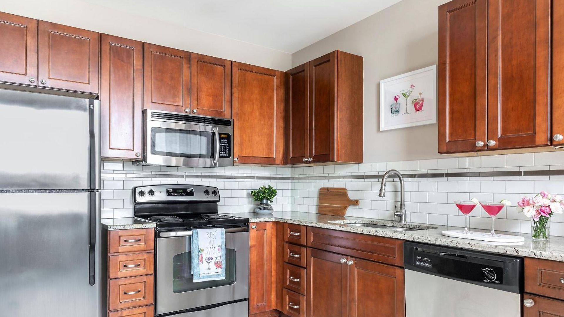 Apartment Roami At Hibernia Tower