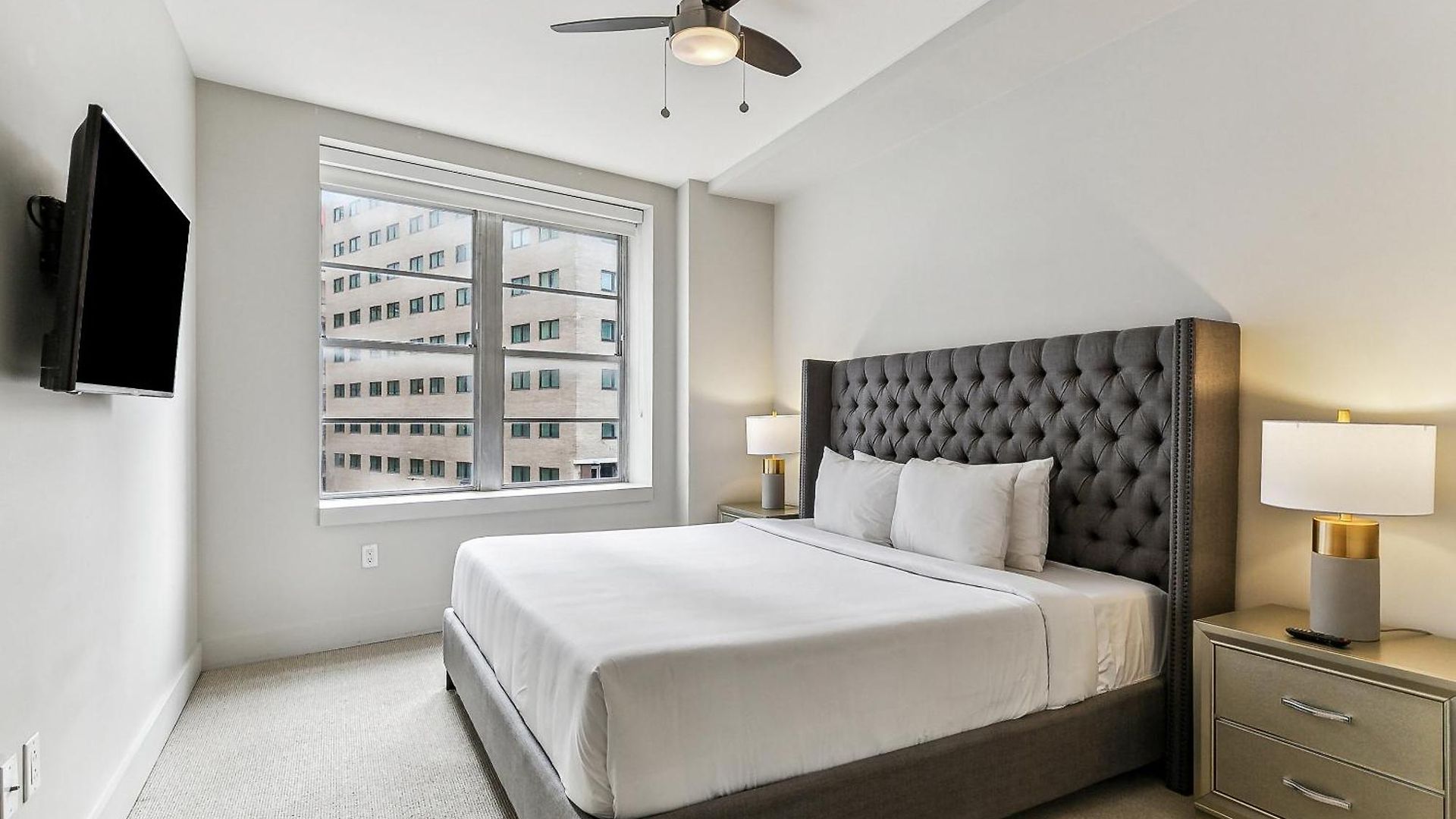 Upscale And Penthouses Close To Canal And Bourbon St