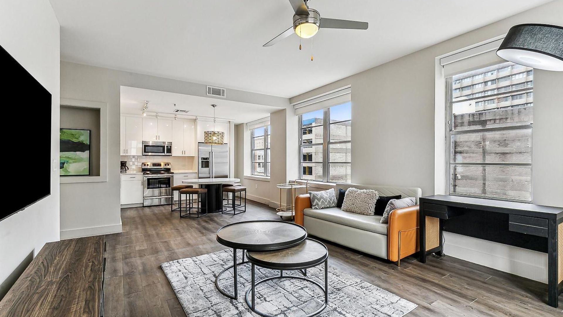 Apartment Upscale And Penthouses Close To Canal And Bourbon St