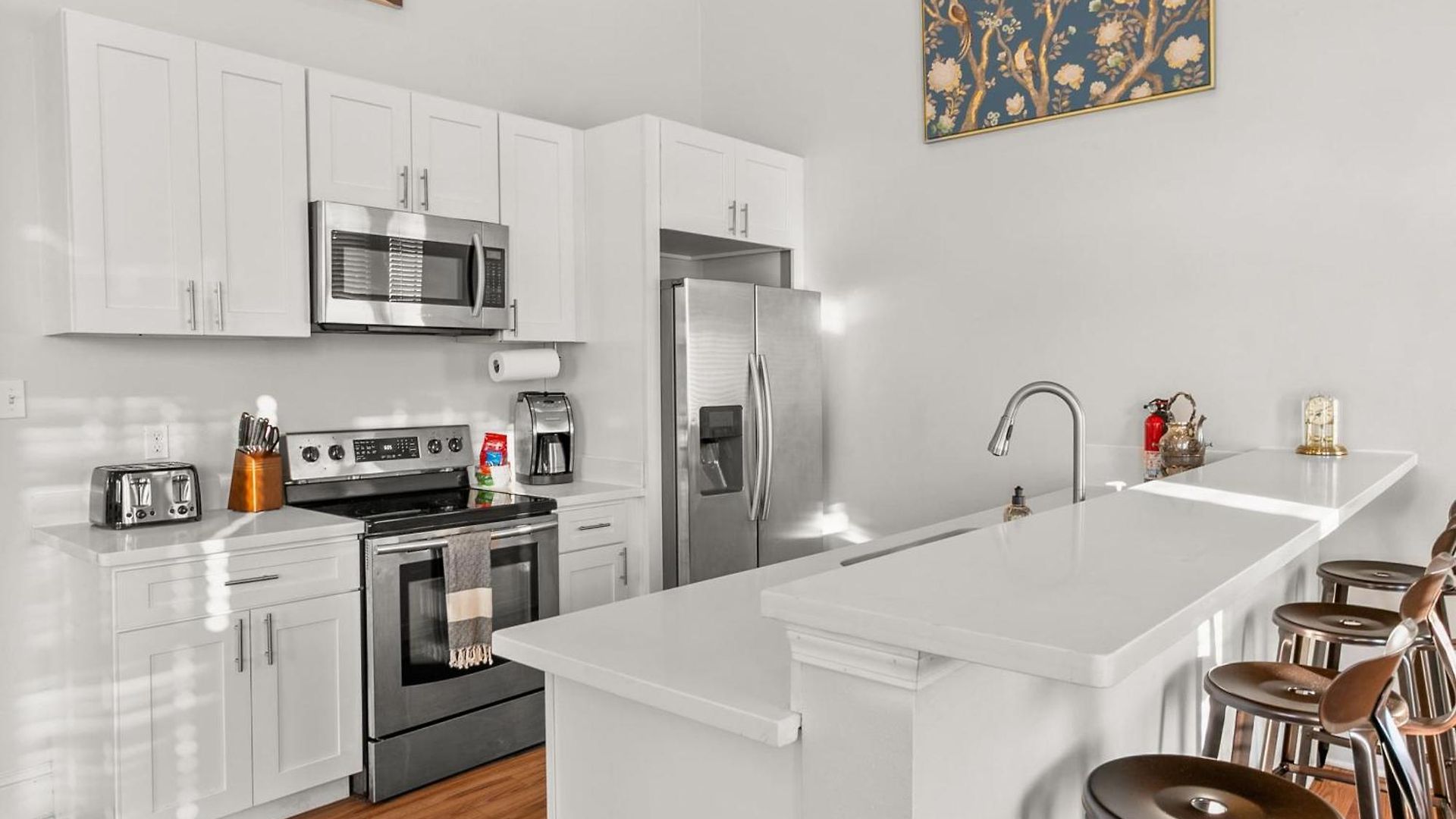 Stunning 2-bedroom Garden District Newly Renovated * New Orleans