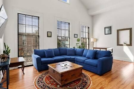 Apartment Timeless Elegance Historic Nola Haven 2bd