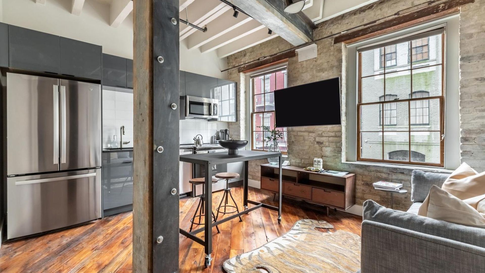 Ironworks Building Apartment *