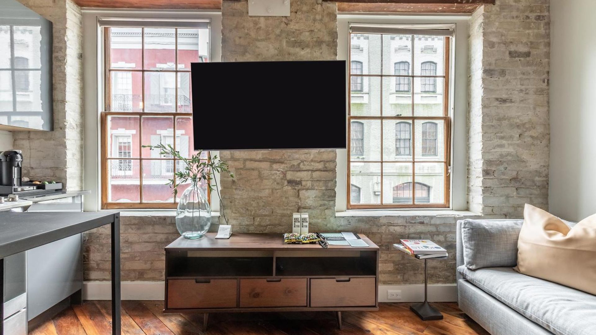 Ironworks Building Apartment *