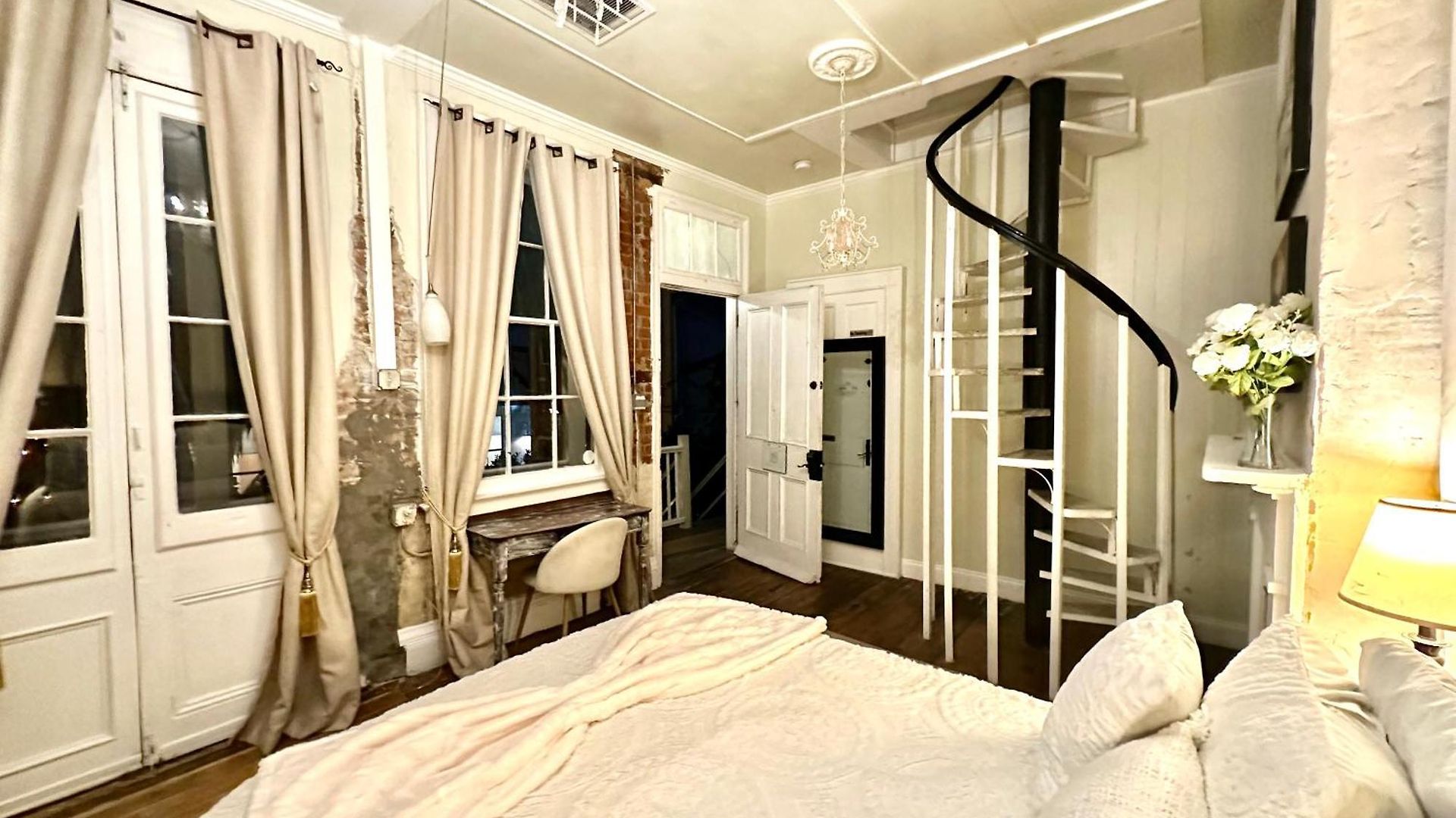 Bed & Breakfast Fleur De Lis Mansion