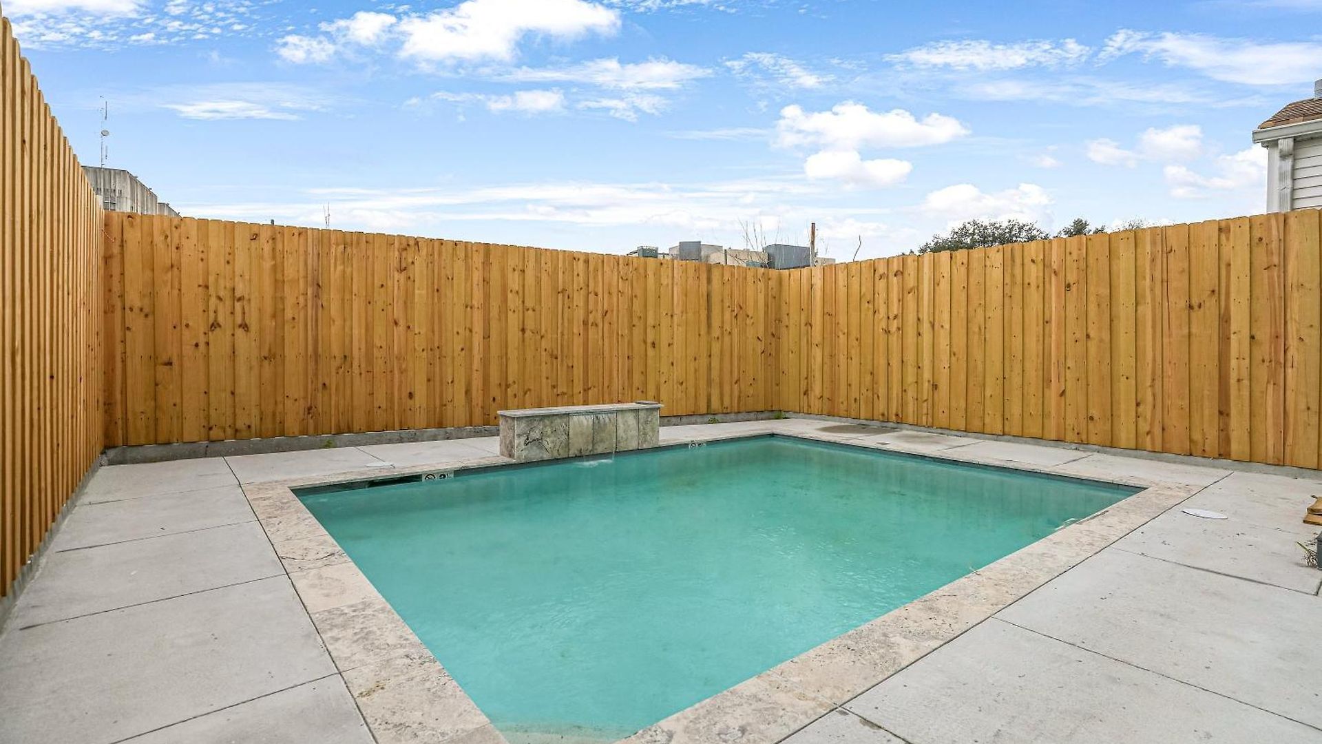 Holiday home New 4 Bed Luxury House W/private Heated Pool New Orleans