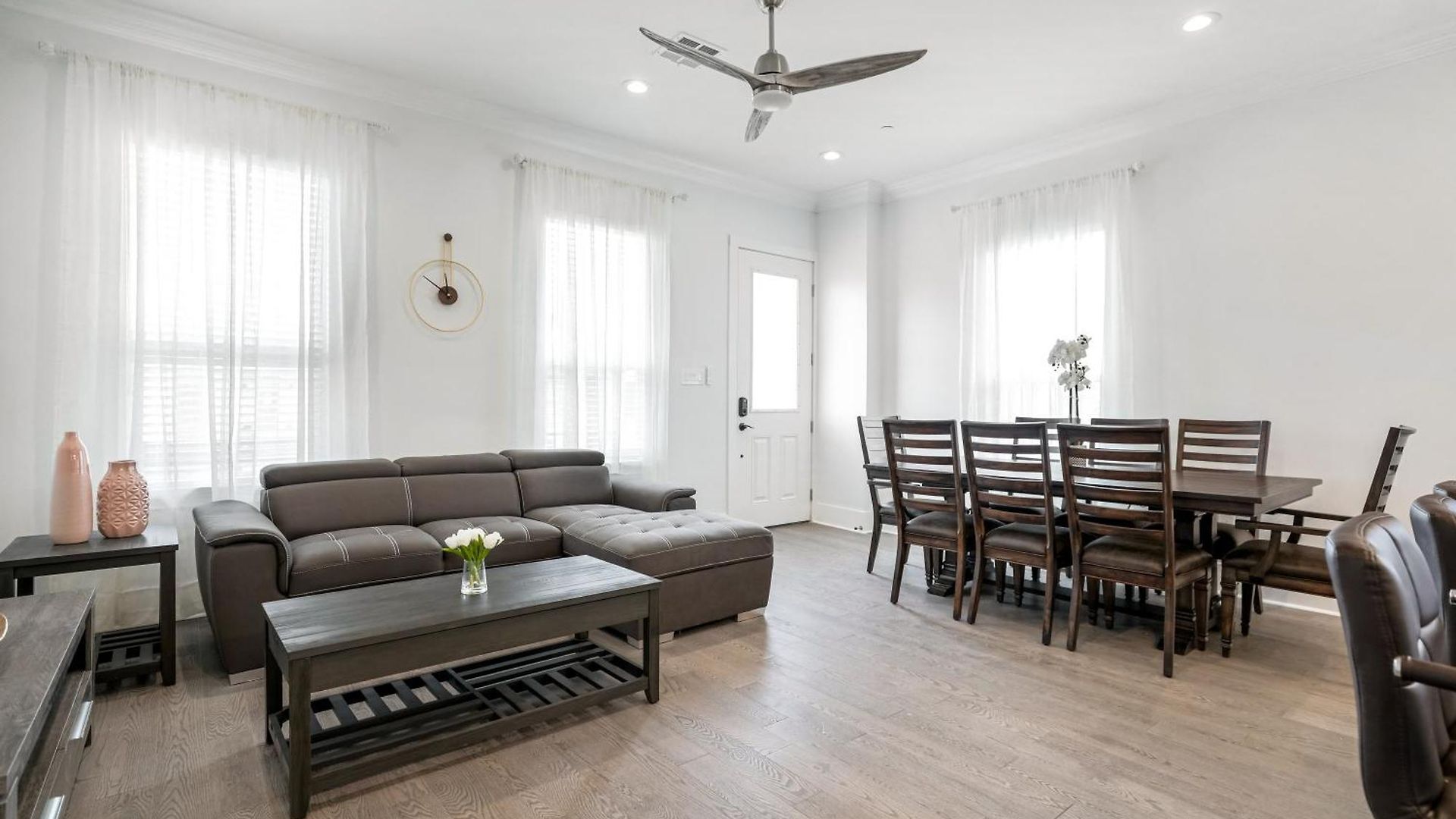 New 4 Bed Luxury House W/private Heated Pool