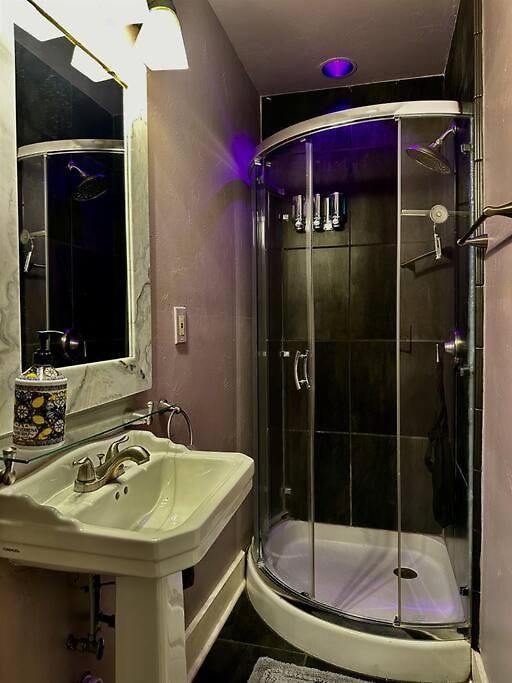 Holiday home The Dragonfly Treme-close To French Quarter-heated Salt Pool