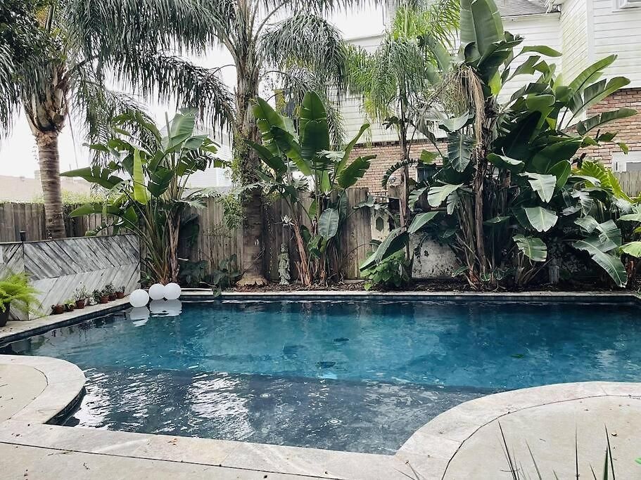 The Dragonfly Treme-close To French Quarter-heated Salt Pool Holiday home