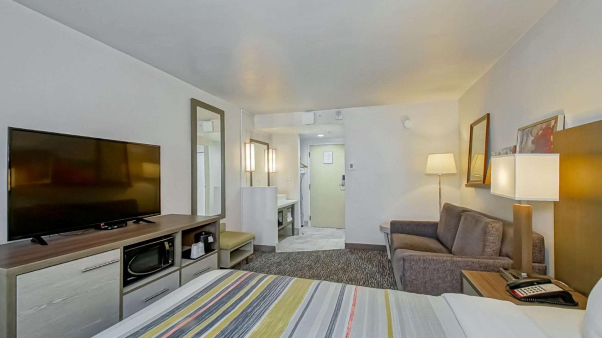 Country & By Radisson, I-10 East, La 3* New Orleans