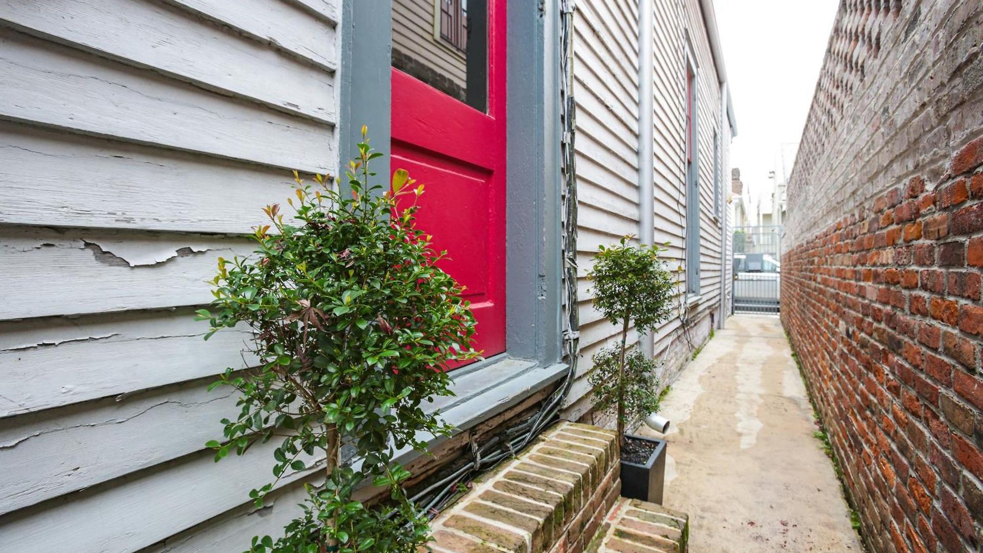 Updated Bourbon Street W/ Smart Tvs! Apartment New Orleans