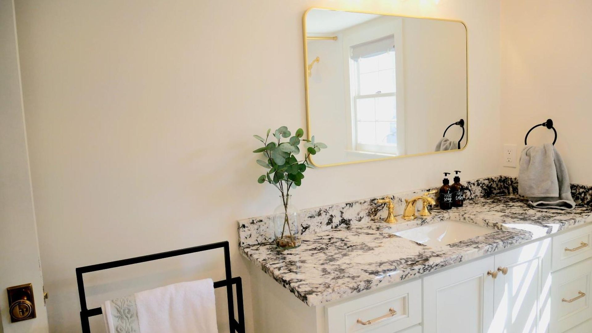 Entire Spacious Vacation - 1 Mile To Attractions New Orleans