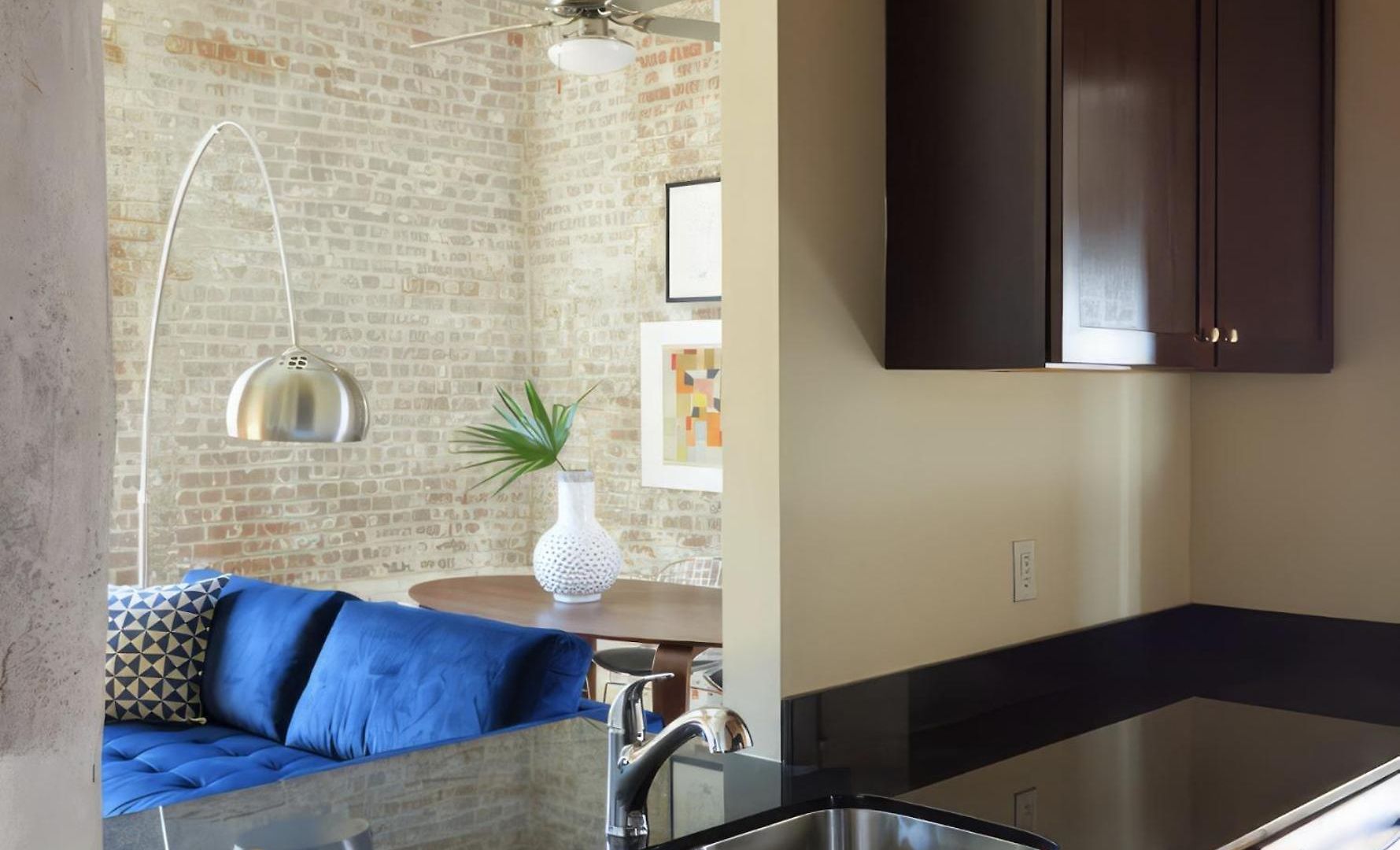 Constance Lofts By Black Swan *