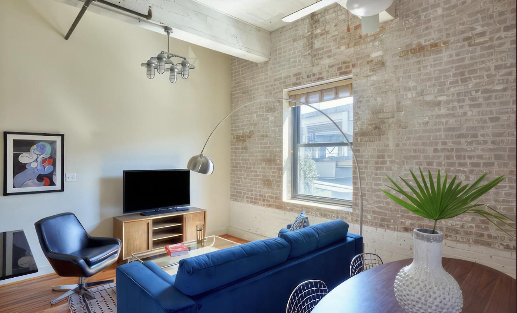 Constance Lofts By Black Swan *