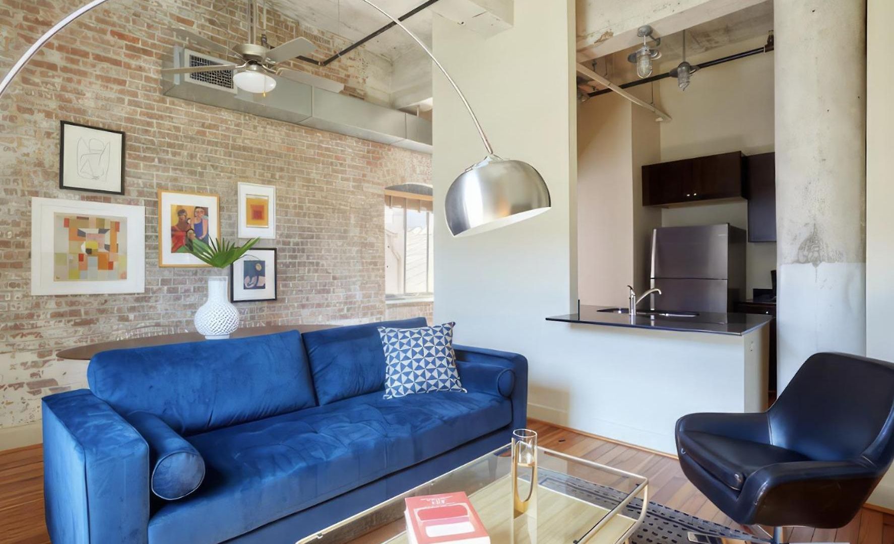 Constance Lofts By Black Swan *