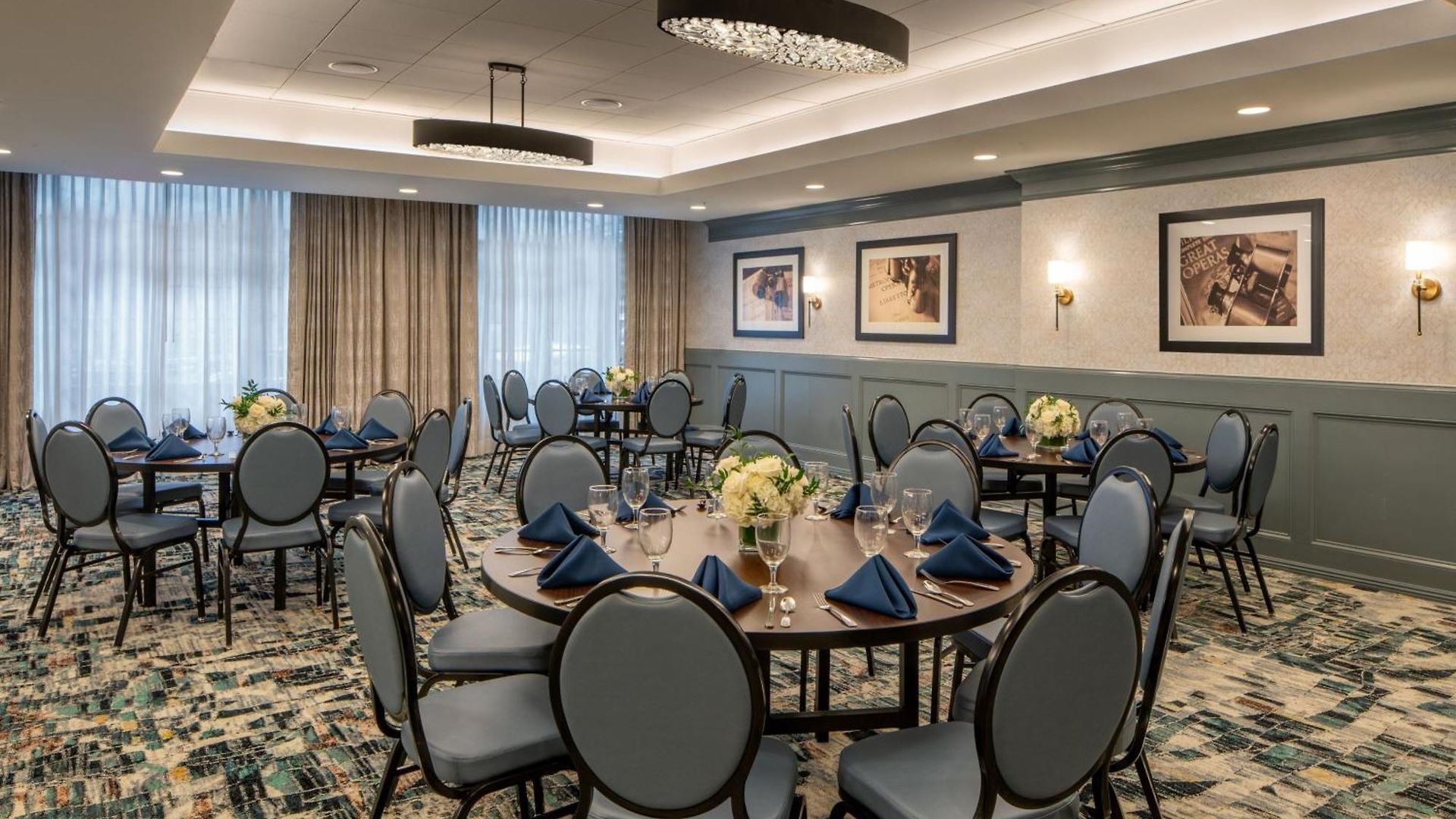 Four Points By Sheraton French Quarter 4*