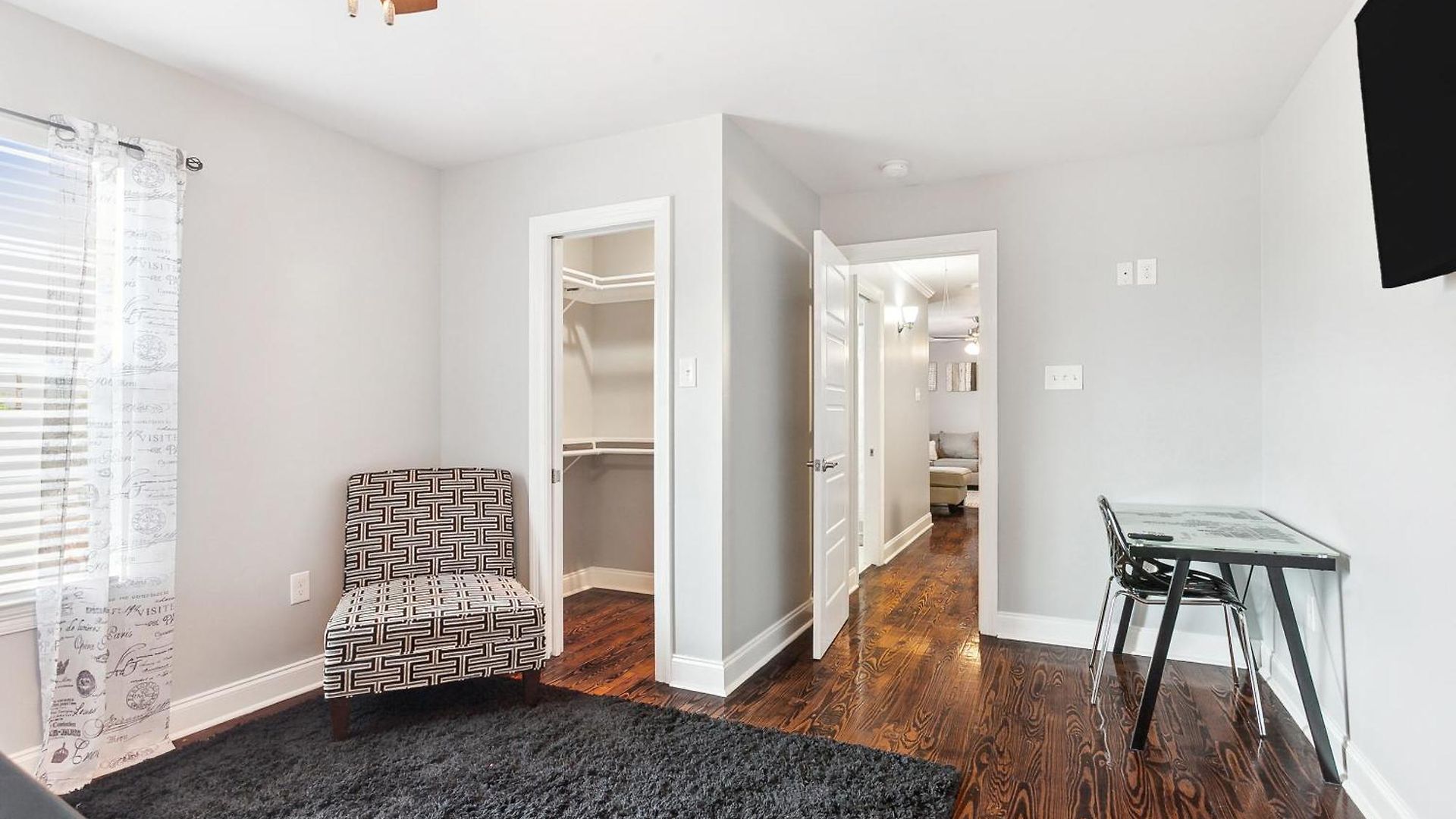 Amazing 3bedroom Townhome, In Historic Dryade Holiday home