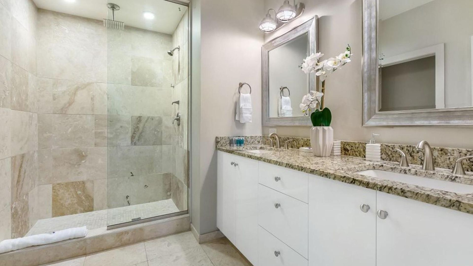 Apartment Upscale And Penthouses Close To Canal And Bourbon St *