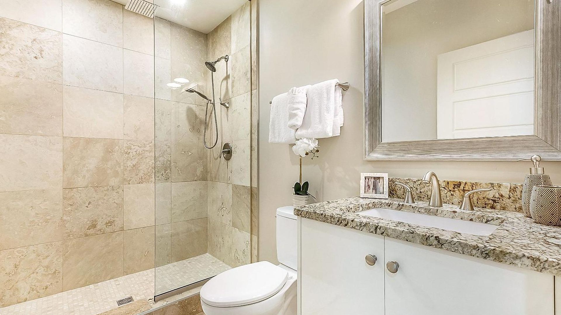 Apartment Upscale And Penthouses Close To Canal And Bourbon St New Orleans
