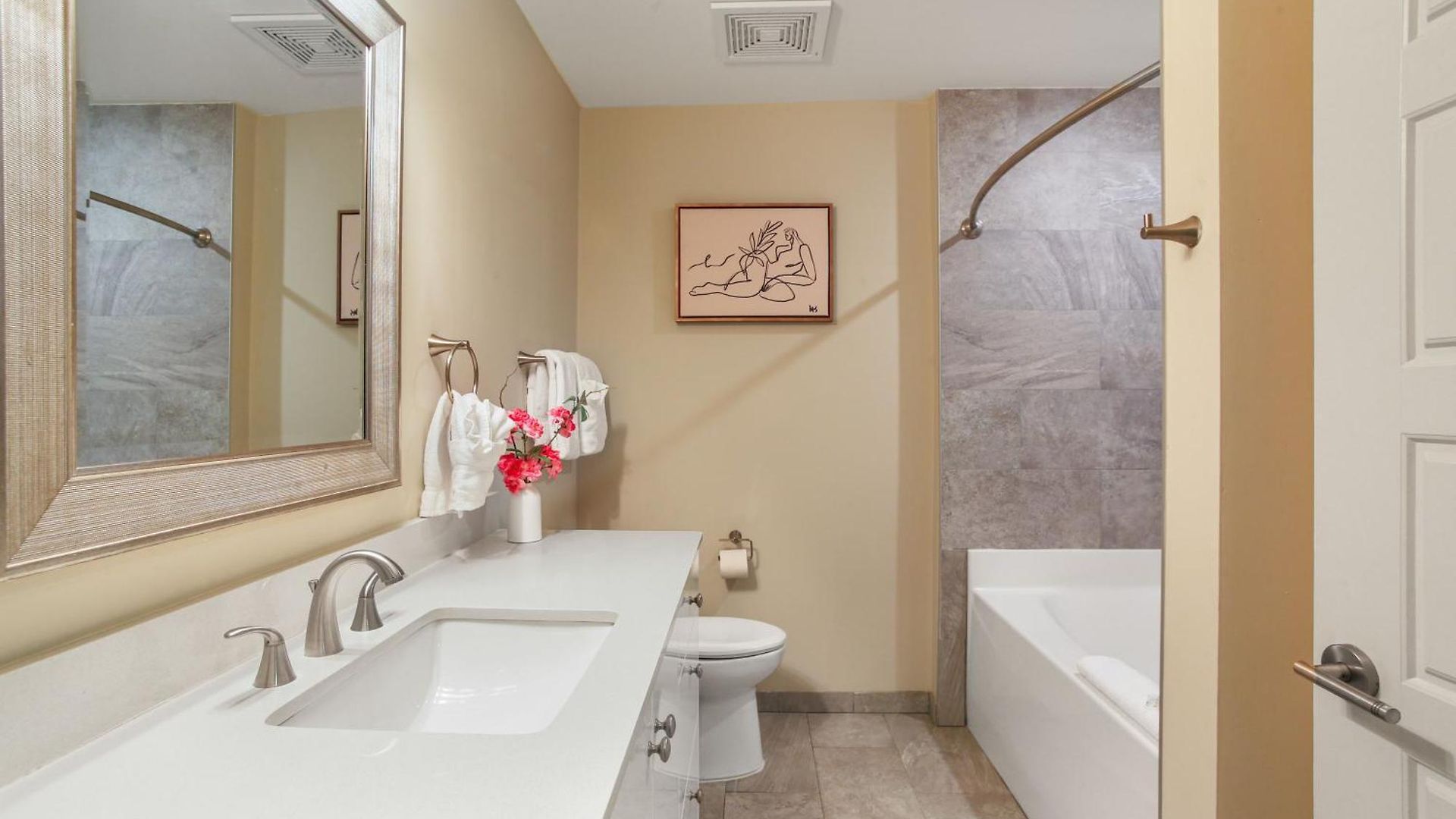 Upscale And Penthouses Close To Canal And Bourbon St Apartment New Orleans