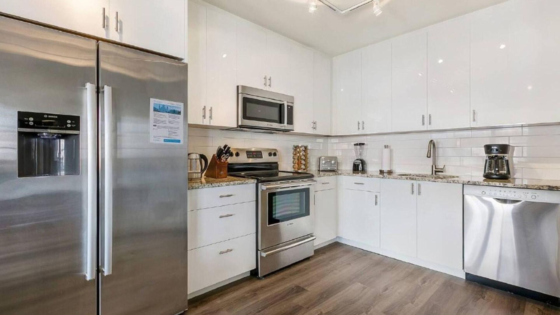 Upscale And Penthouses Close To Canal And Bourbon St New Orleans