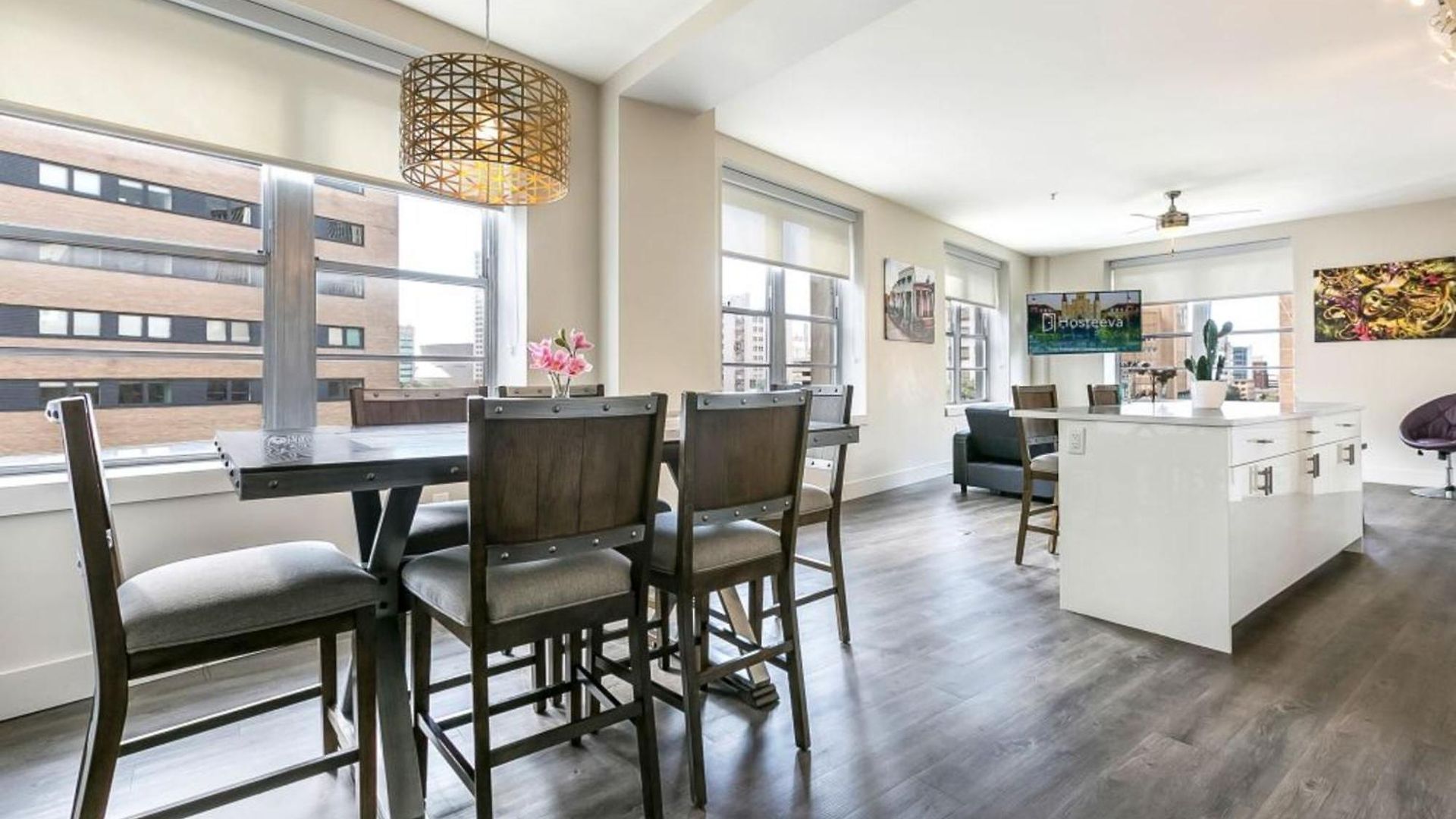 Upscale And Penthouses Close To Canal And Bourbon St