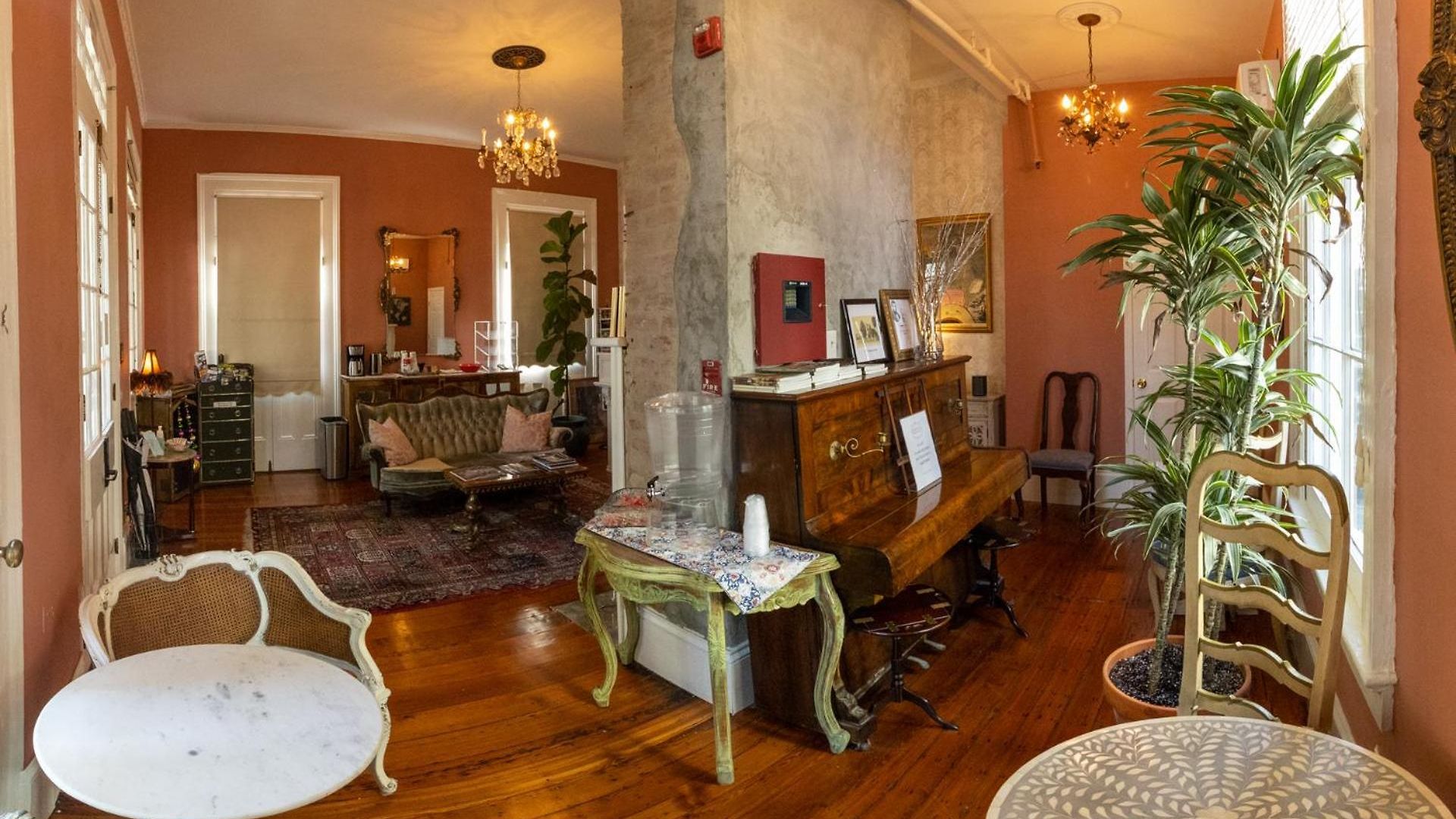 Rathbone Mansions Hotel 3*